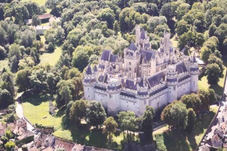 Privatization of the Château of Pierrefonds for receptions